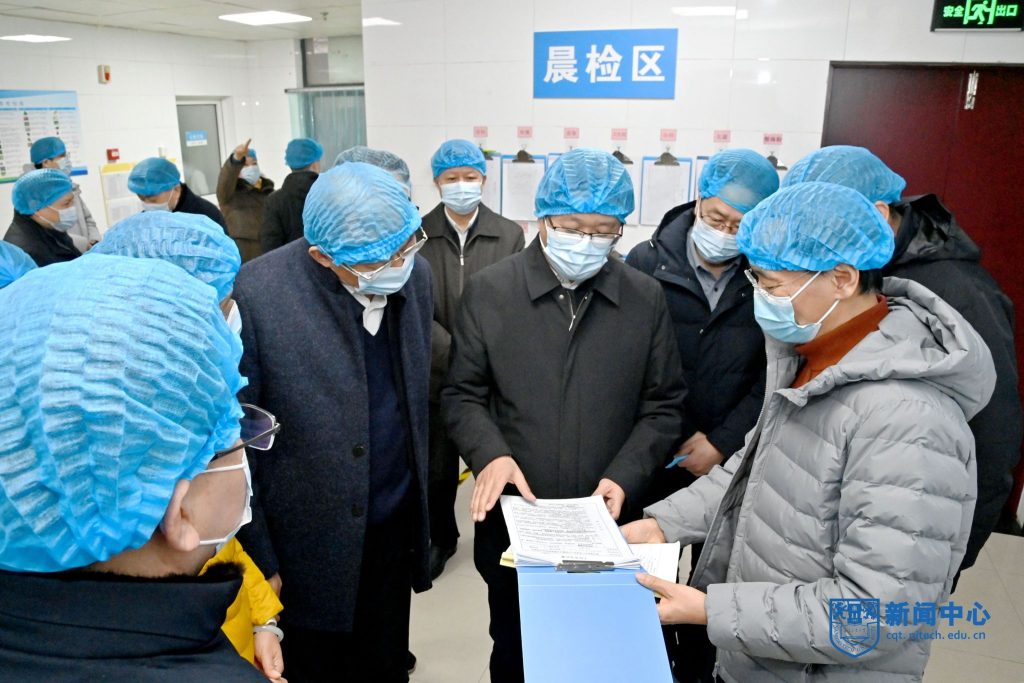 省市场监管局局长沈海斌来校调研检查食品安全工作插图2 省市场监管局局长沈海斌来校调研检查食品安全工作插图2